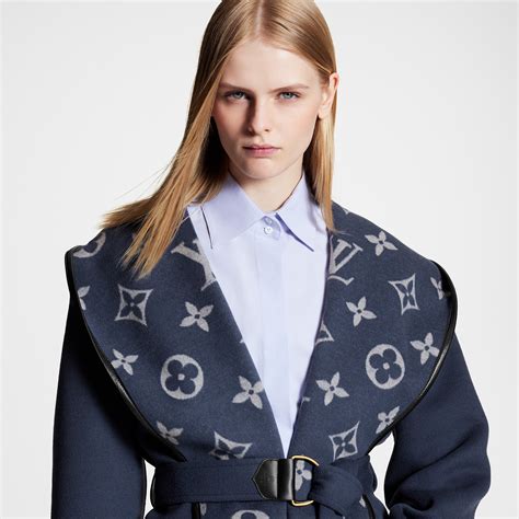 louis vuitton hooded cape coat with belt|Signature Wrap Coat .